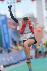 BIB: 5053
                            <button type="button" onclick="openModal(21764377)" class="btn btn-primary btn-sm float-right btn-popup" data-toggle="modal" data-target=".modal-high-quality">
                        <i class="fas fa-shopping-cart"></i> Add to Cart
                    </button>
                                            <button type="button" onclick="isThisMe(21764377, true)" class="btn btn-success btn-sm float-right btn-popup btn-isme hidden" data-toggle="tooltip" data-placement="bottom" title="นี่คือรูปของคุณใช่ไหม คลิกที่นี่เพื่อเอาเข้าอัลบั้ม">
                        <i class="fas fa-plus"></i> Add to album
                    </button>
                    <button type="button" onclick="isThisMe(21764377, false)" class="btn btn-warning btn-sm float-right btn-popup btn-isnotme hidden">
                        <i class="fas fa-ban"></i> Remove from album
                    </button>